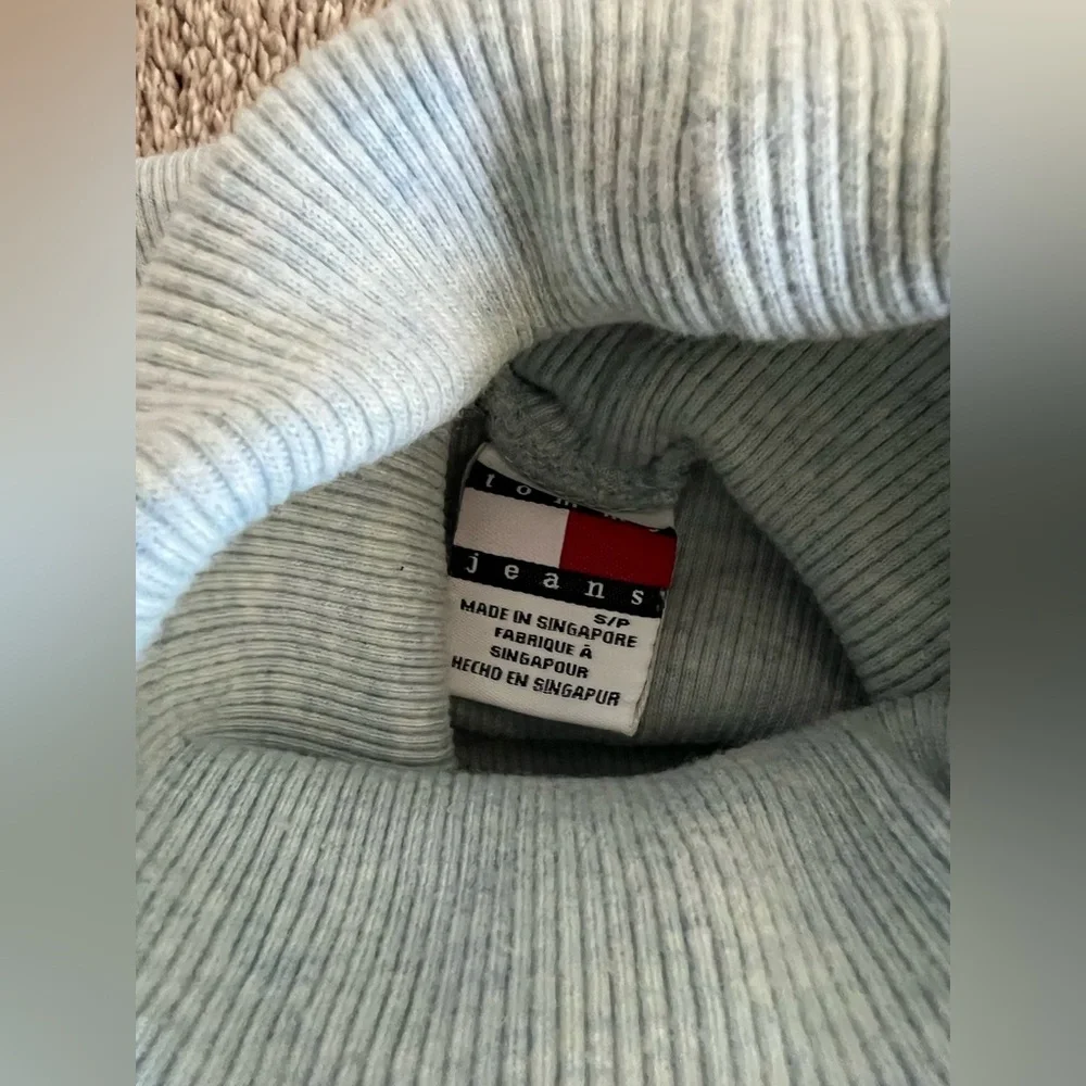 Tommy Hilfiger Light Blue Turtleneck Sweater – Size Small - Picture 6 of 7
